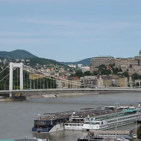 Empire Of Liberty 아파트 부다페스트