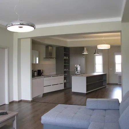 Apartment Empire Of Liberty *